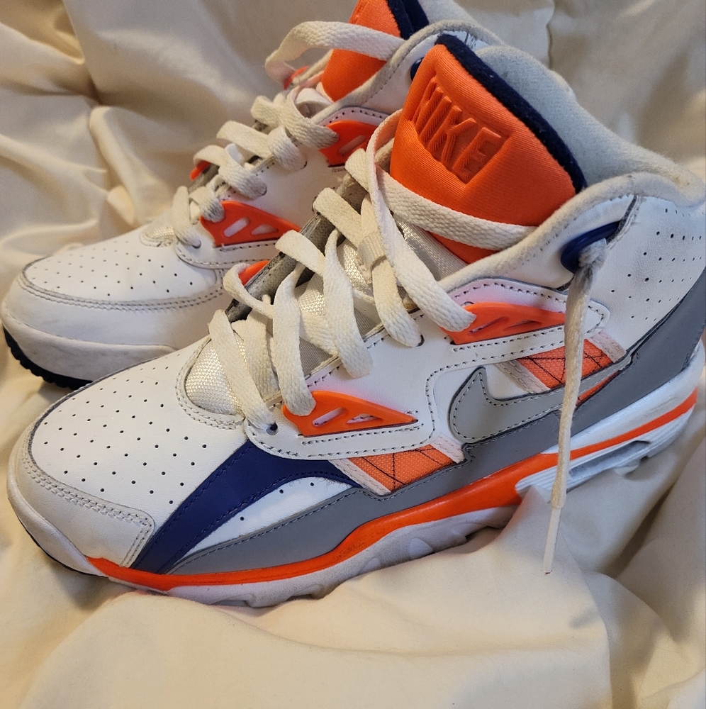 Nike bo Jackson's
